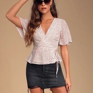 Lulu’s Womens Destini White and Red Polka Dot Wrap Top Size Large